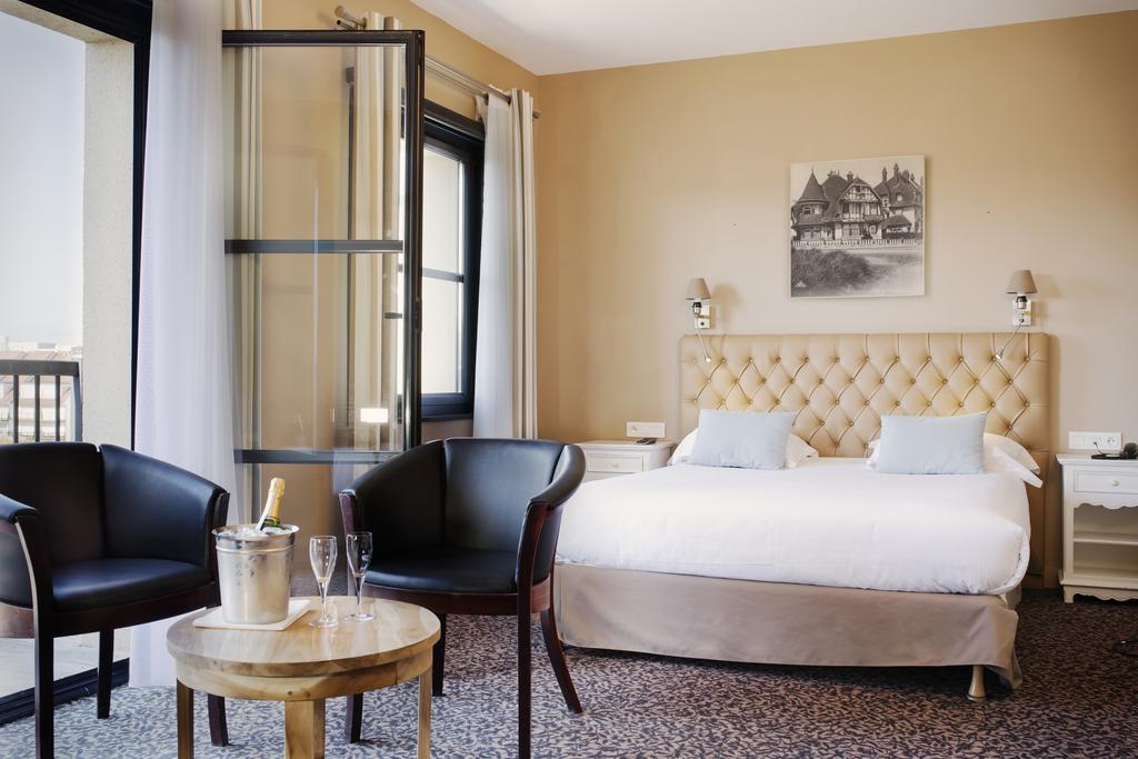 Les Jardins D'Hardelot Hotel ภายนอก รูปภาพ